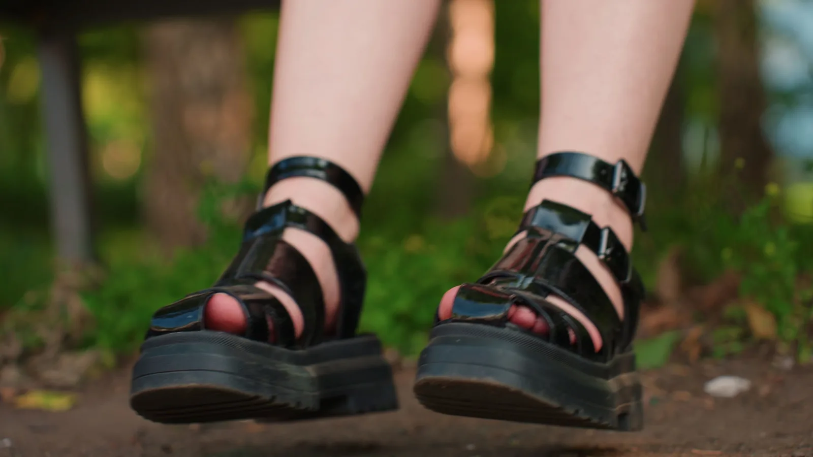 Hiking Sandals Strap Adjustment